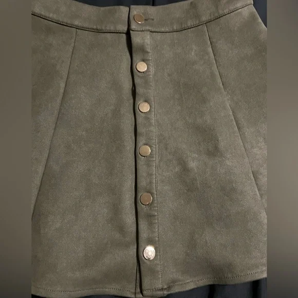 Chic Olive Button-Front Mini Skirt - Picture 2 of 5